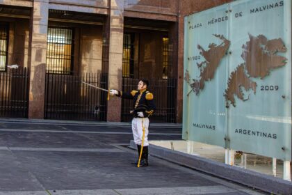 Argentinian guard performing ceremony at Plaza Héroes de Malvinas, Buenos Aires.